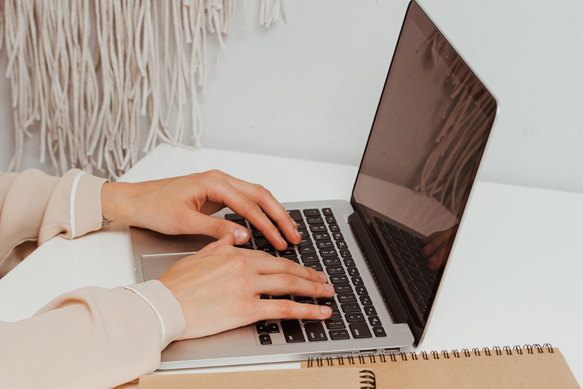 View of 10 Space Saving Desk Ideas for Small Spaces